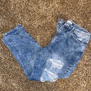 So high-rise mom Jean size 13
